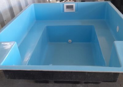 Piscina de poliéster - 3x2m